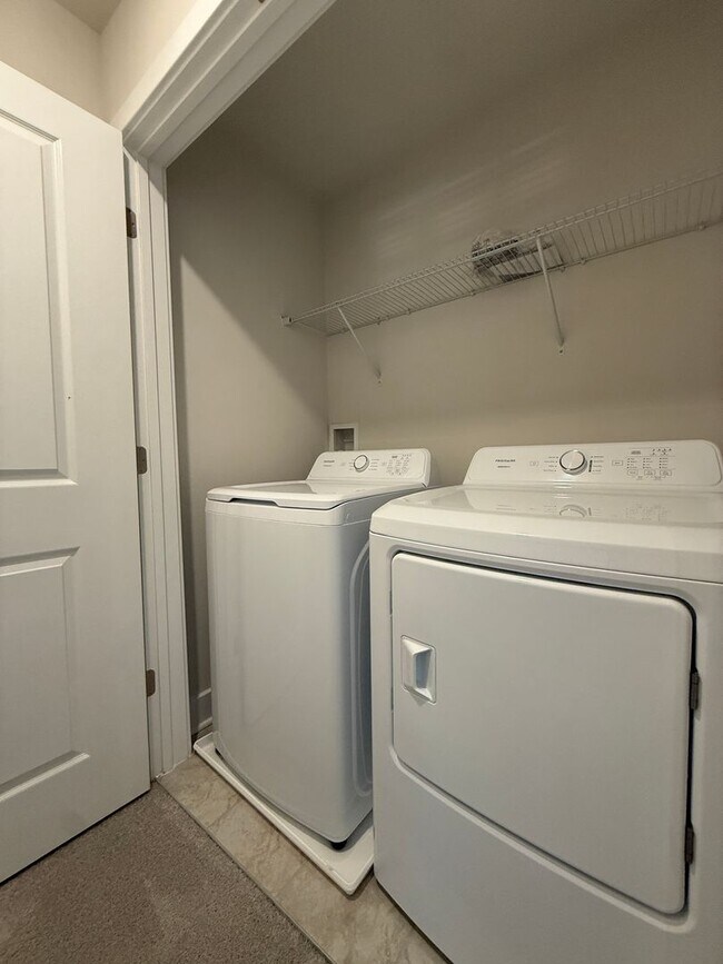 Building Photo - New Townhome Near Route 50 & Downtown Cambridge- RENT SPECIAL Free 2nd Months Rent