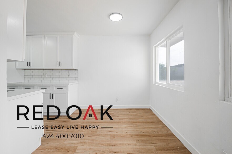 Building Photo - 340 W 87th St