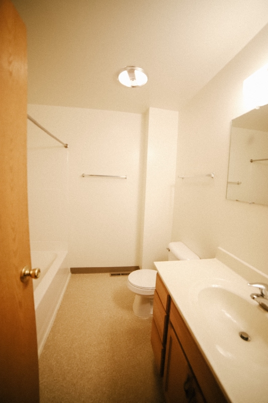 Building Photo - 1200 W Campus Dr