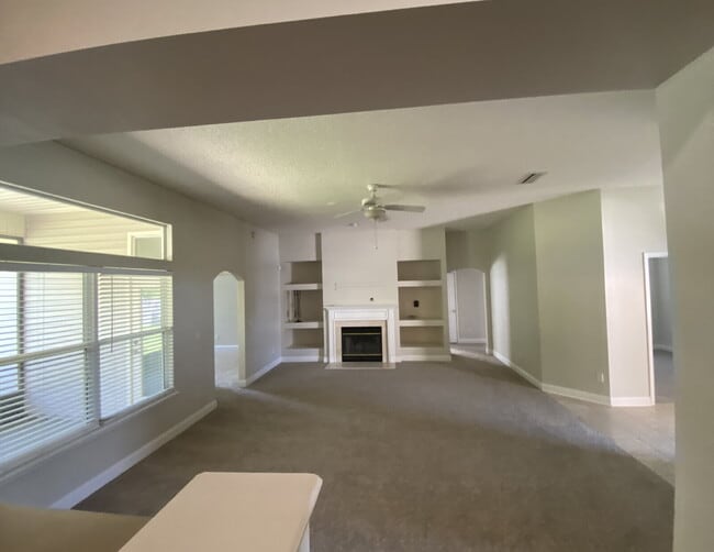 Building Photo - 9533 Maidstone Mill Dr W