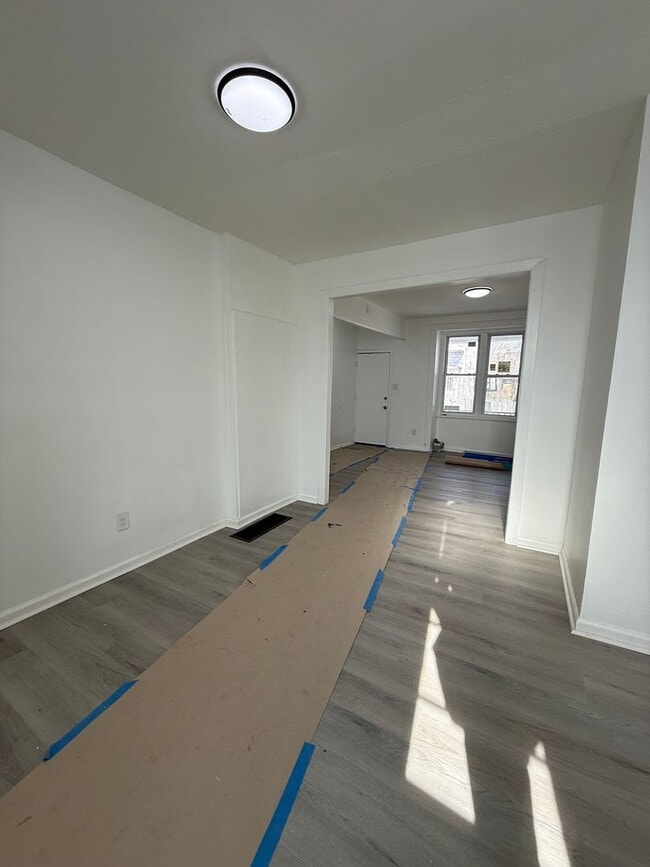 Building Photo - 538 Bailey St