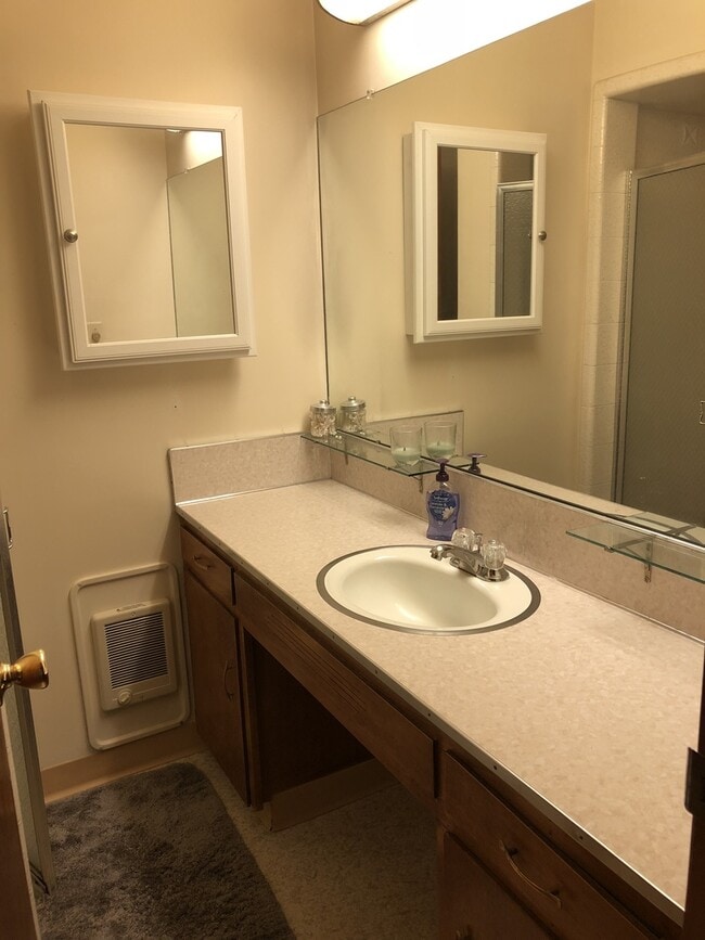 Building Photo - Timian House