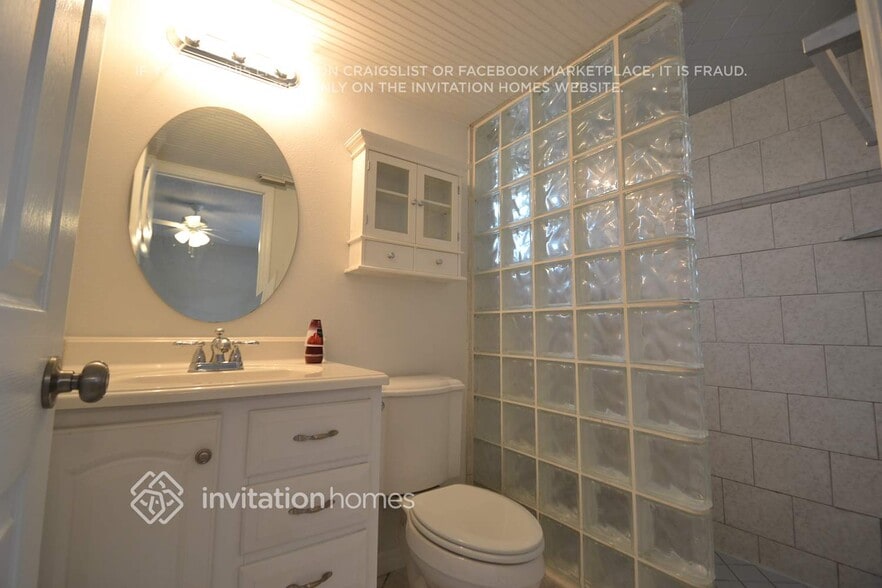 Building Photo - 12105 72nd St N