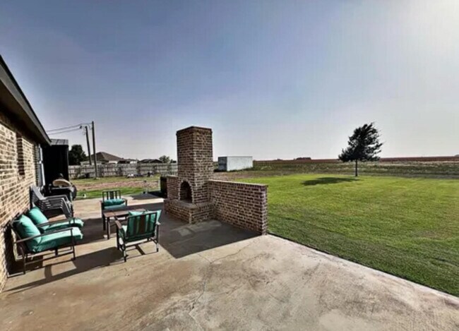 Building Photo - 16704 County Rd 1350