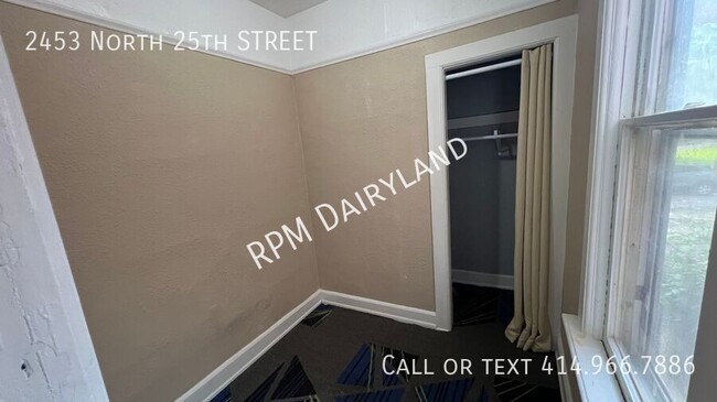 Primary Photo - 2453 N 25th St