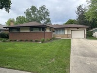 Building Photo - 105 N Phelps Ave