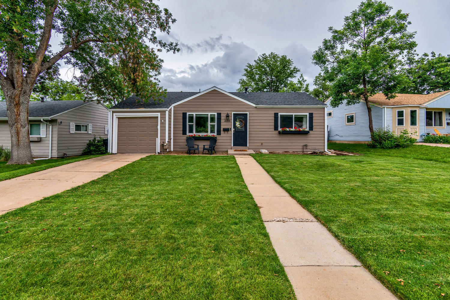 Building Photo - 3388 S Holly St