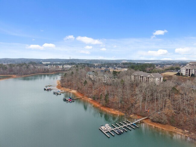 Building Photo - 611 Harts Cove Way