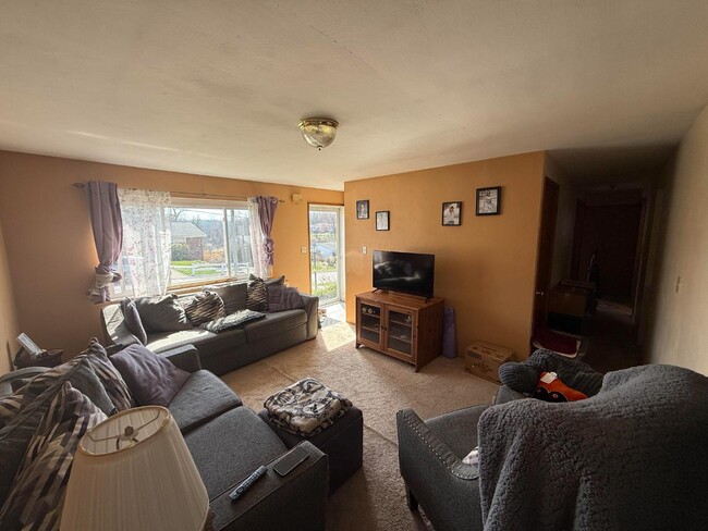 Building Photo - 29 Samoa Dr