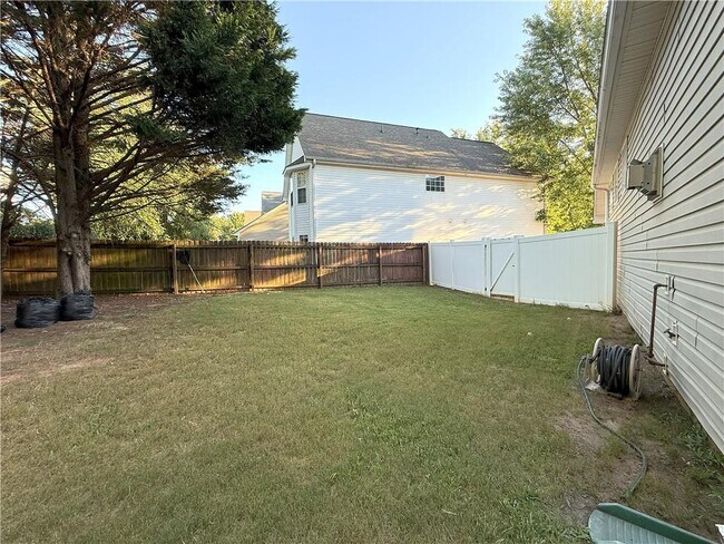Building Photo - 2620 Gatewater Ct