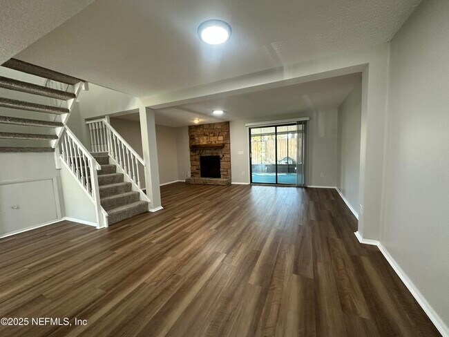 Building Photo - 7042 Prestwick Cir S