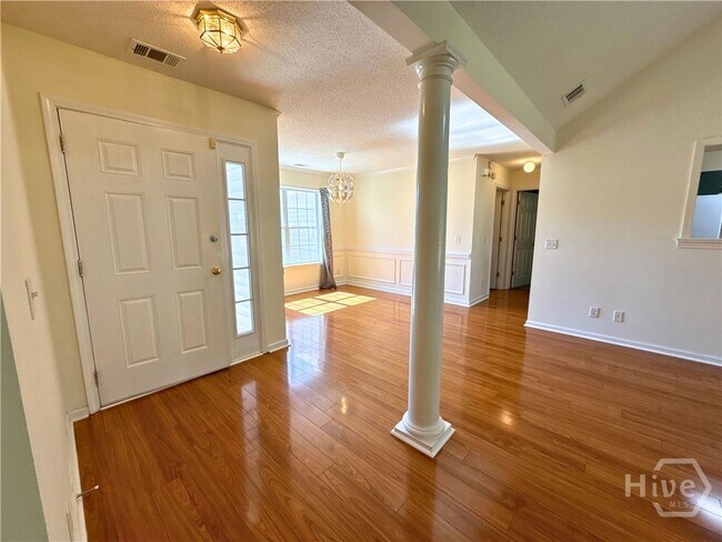 Building Photo - 144 Mills Run Dr