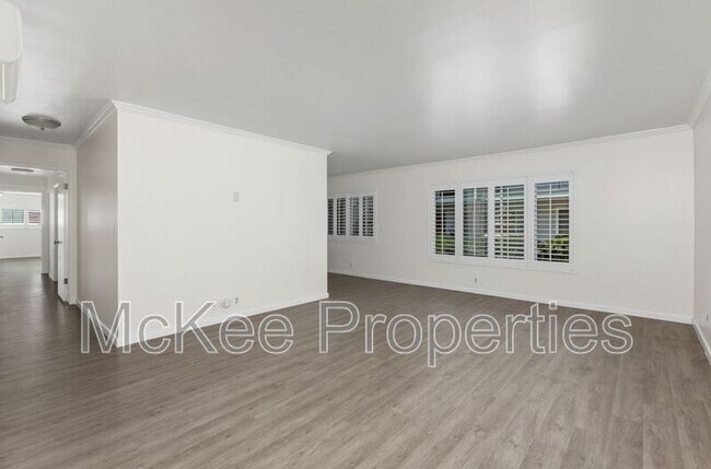 Building Photo - 801 C Ave
