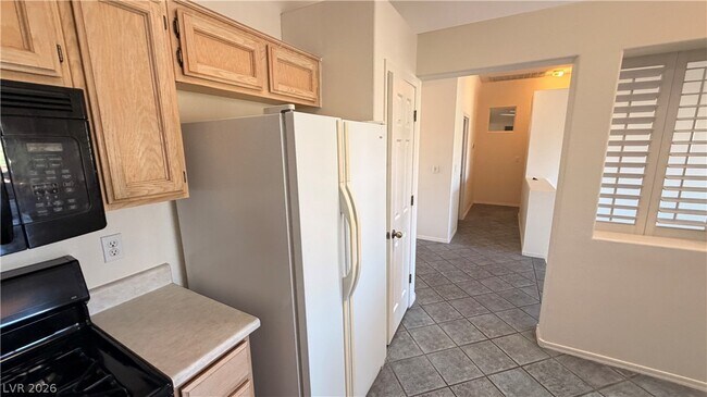 Building Photo - 2066 Poppywood Ave