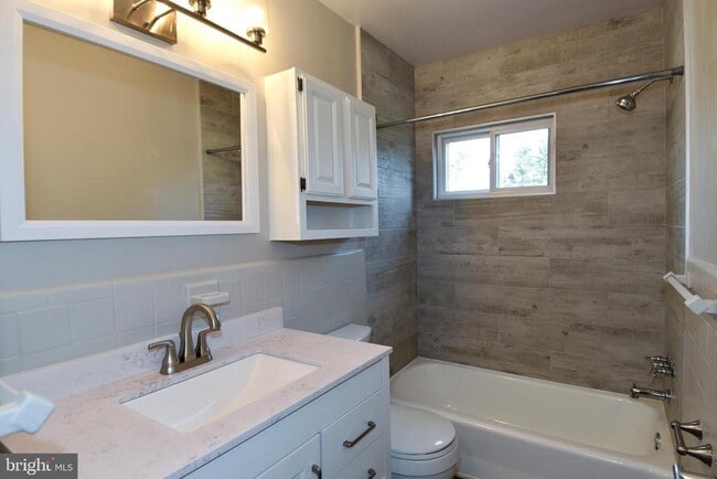 Building Photo - 6319 Tone Ct