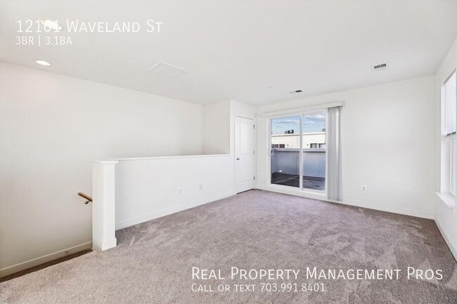 Building Photo - 12161 Waveland St