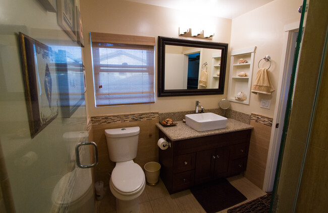 Master Bathroom - 12565 Milton St