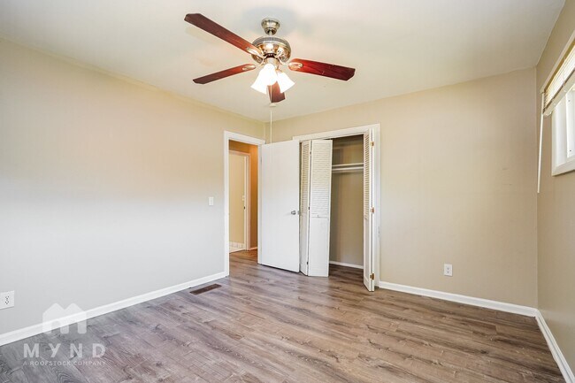 Building Photo - 1327 Marble Dr