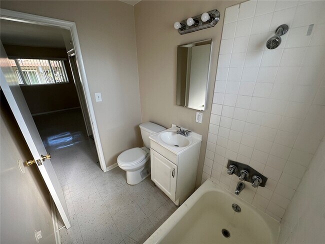 Building Photo - 936 W Foothill Blvd