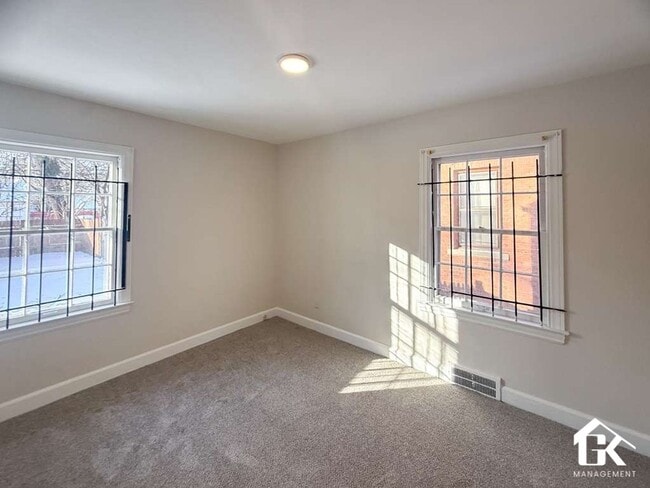 Building Photo - 13581 Penrod St