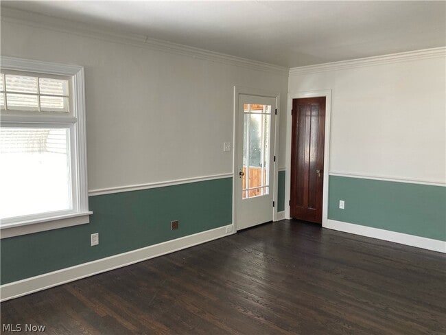 Building Photo - 3780 W 129th St