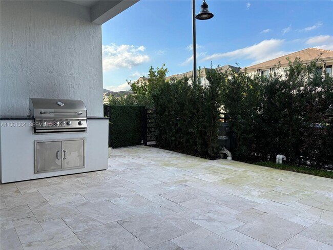 Building Photo - 4493 NW 81st Ave