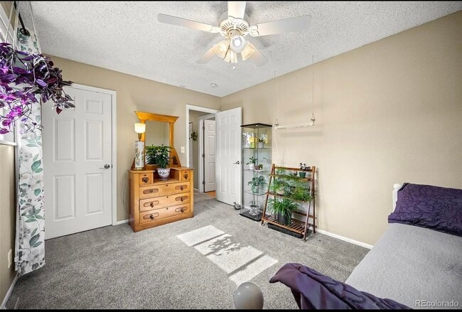 Building Photo - 9786 Orangewood Dr