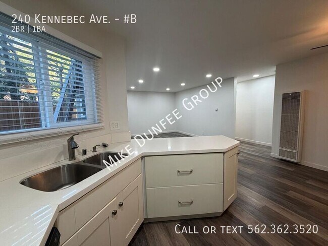 Building Photo - 240 Kennebec Ave