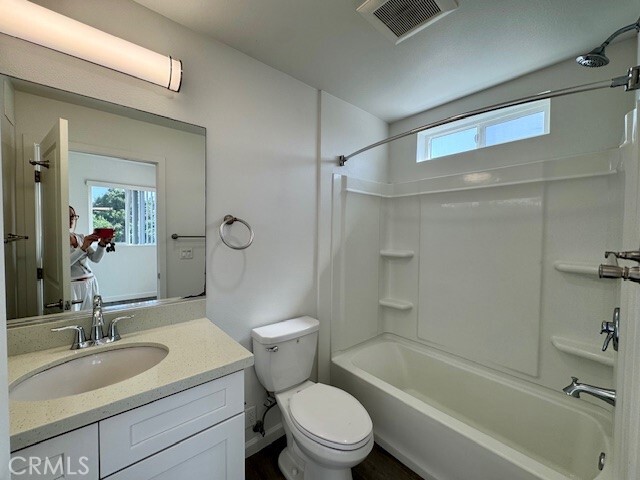 Building Photo - 1212 Fedora St