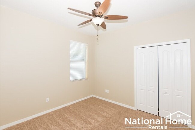 Building Photo - Marvelous Home in Spring Hill, Florida!