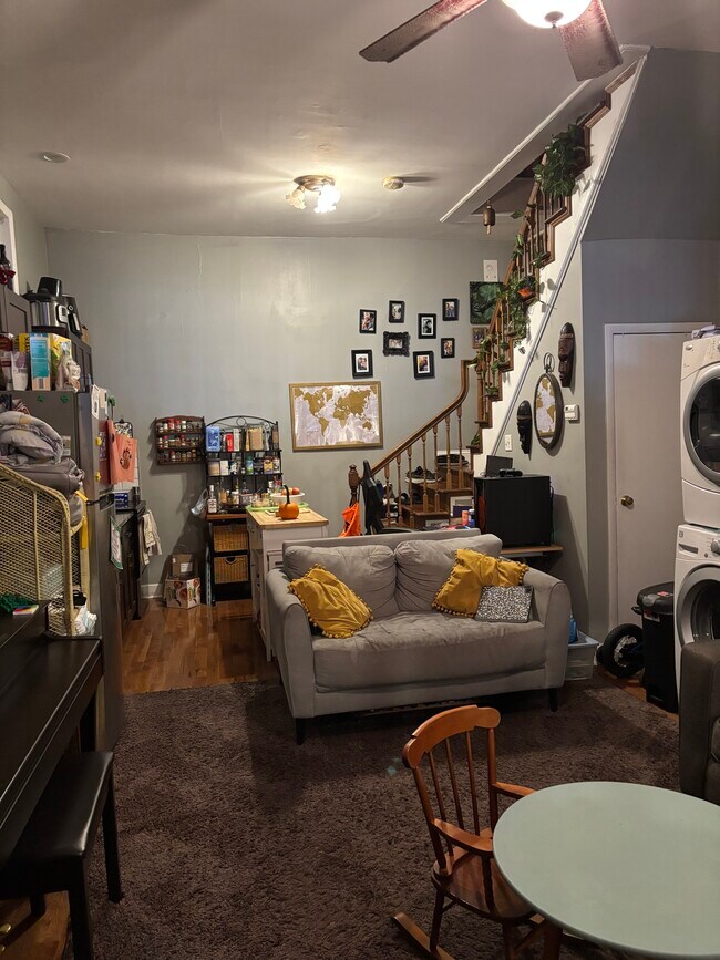 Building Photo - 2518 Poplar St