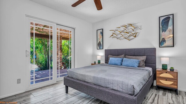 Building Photo - 14 Gary Cir