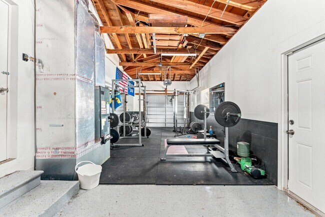 Building Photo - 1840 54th Ave N