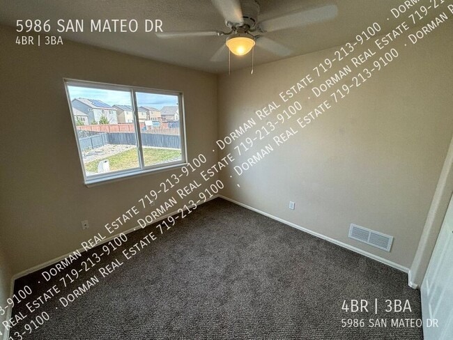 Building Photo - 5986 San Mateo Dr