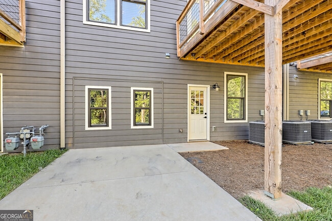 Building Photo - 18 Living Waters Wy