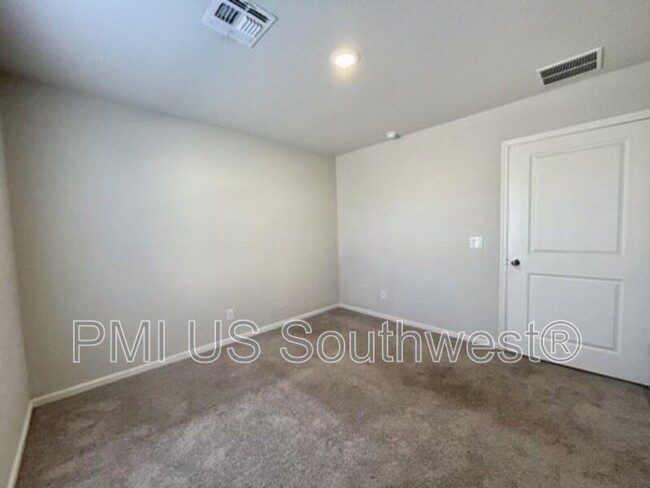 Building Photo - 6523 S Prado Ct