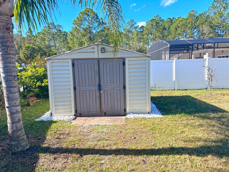 Building Photo - 3 Wilden Pl