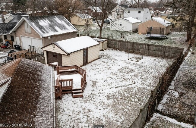 Building Photo - 4841 Leamington Ave
