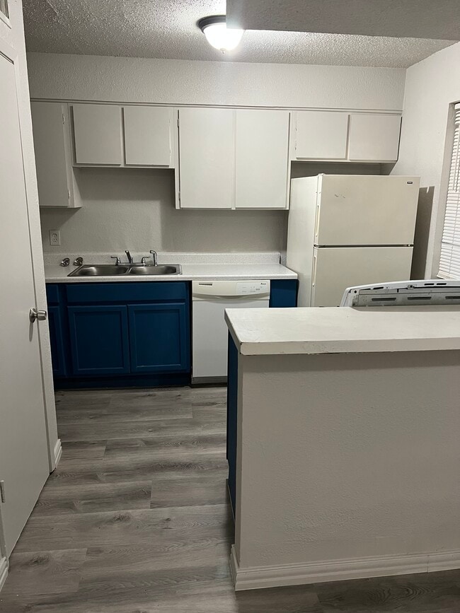 Building Photo - 2222 El Paso St