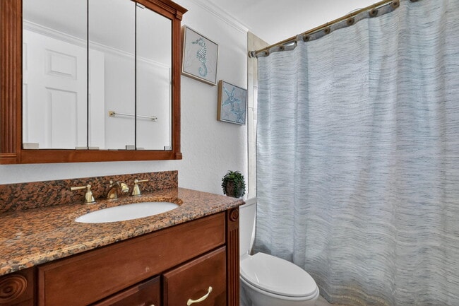 Building Photo - 497 Brittany K