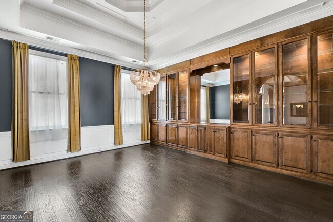 Building Photo - 300 Island Cove Dr