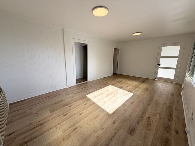 Building Photo - 3369 Paty Dr