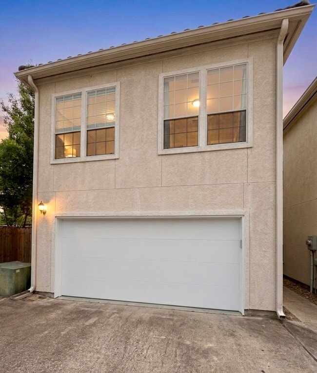 Building Photo - 7202 Harmony Cove