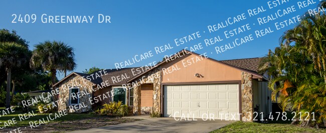 Primary Photo - 2409 Greenway Dr