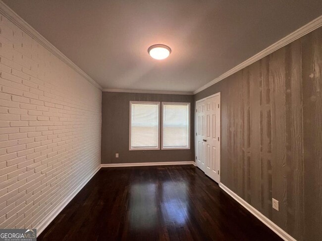 Building Photo - 1947 Kenwood Pl SE