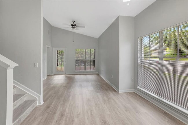 Building Photo - 8205 Downpatrick Ct