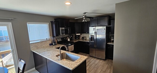 Building Photo - 1125 Alta Vista Dr