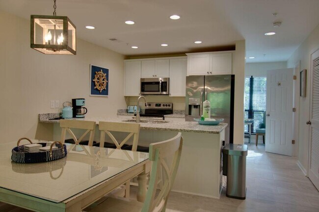 Building Photo - 10 Dune House Ln