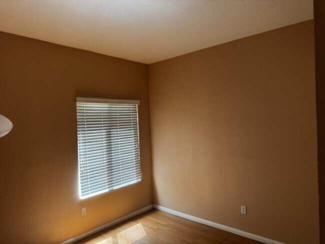 Building Photo - 14724 Rockrose St