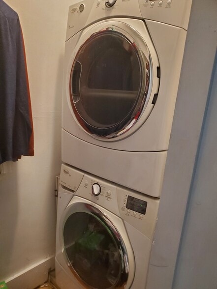 Laundry - 341 Beaver St